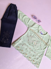 Fine jersy with denim pent