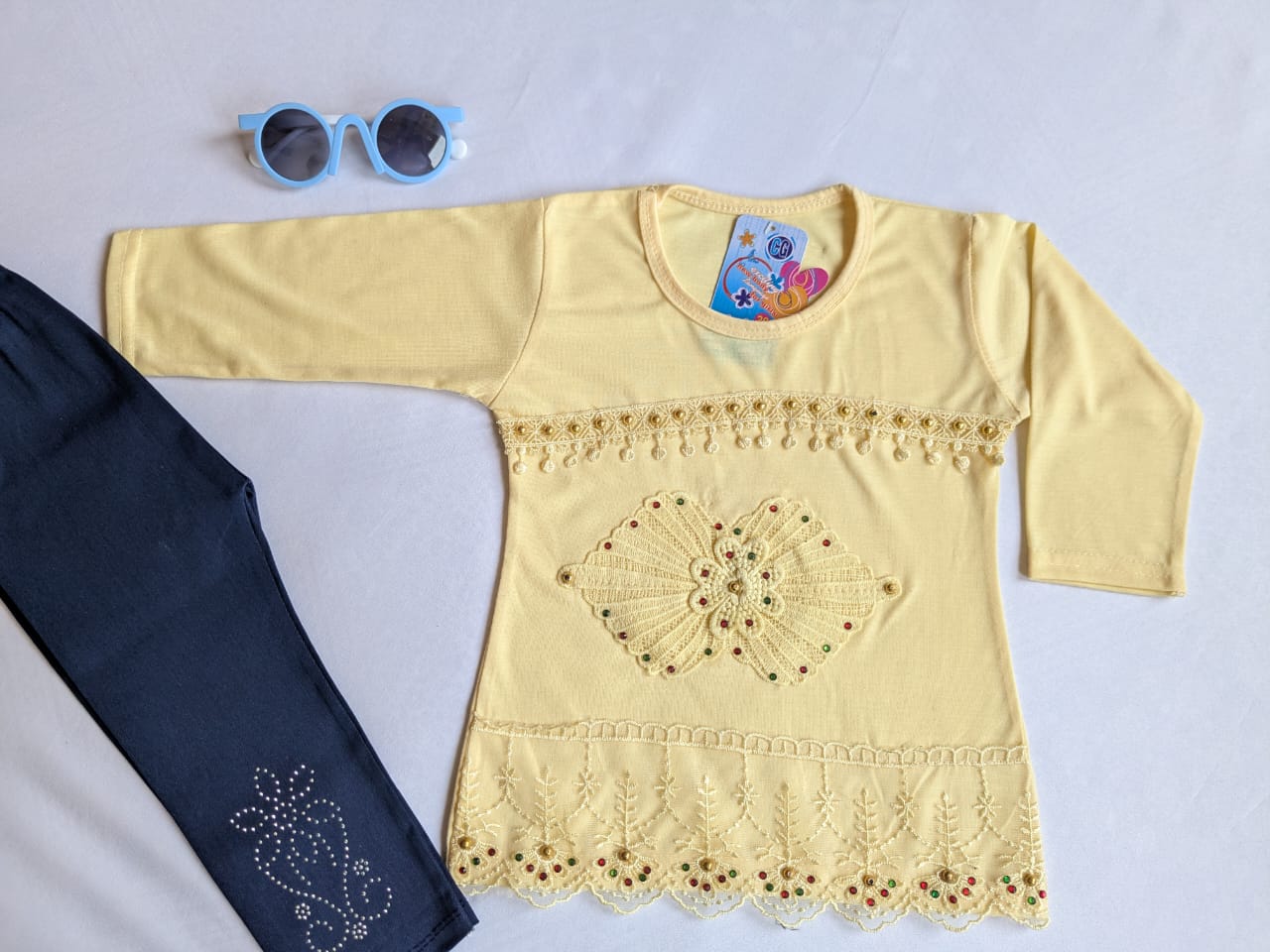Fine jersy with denim pent