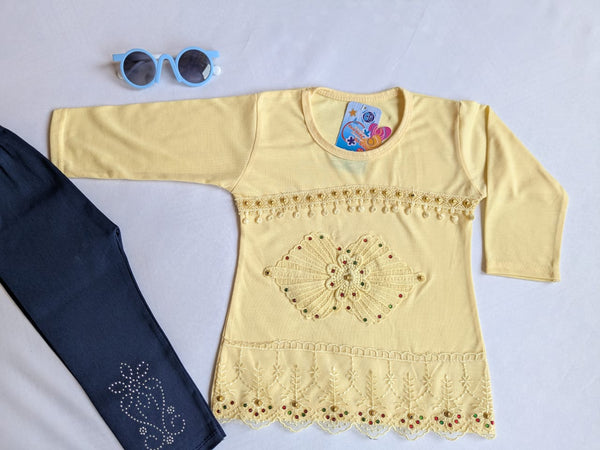 Fine jersy with denim pent