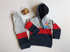 Fabric: Fleece Hoody style